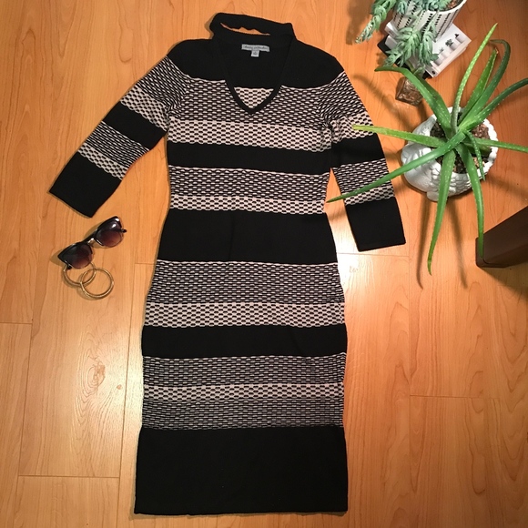 Fitted B&W Pattern Dress with Stylish Neckpiece - Picture 1 of 4